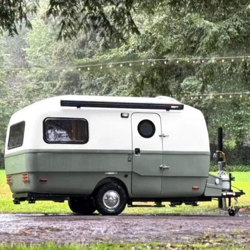 Remolque de viaje antiguo