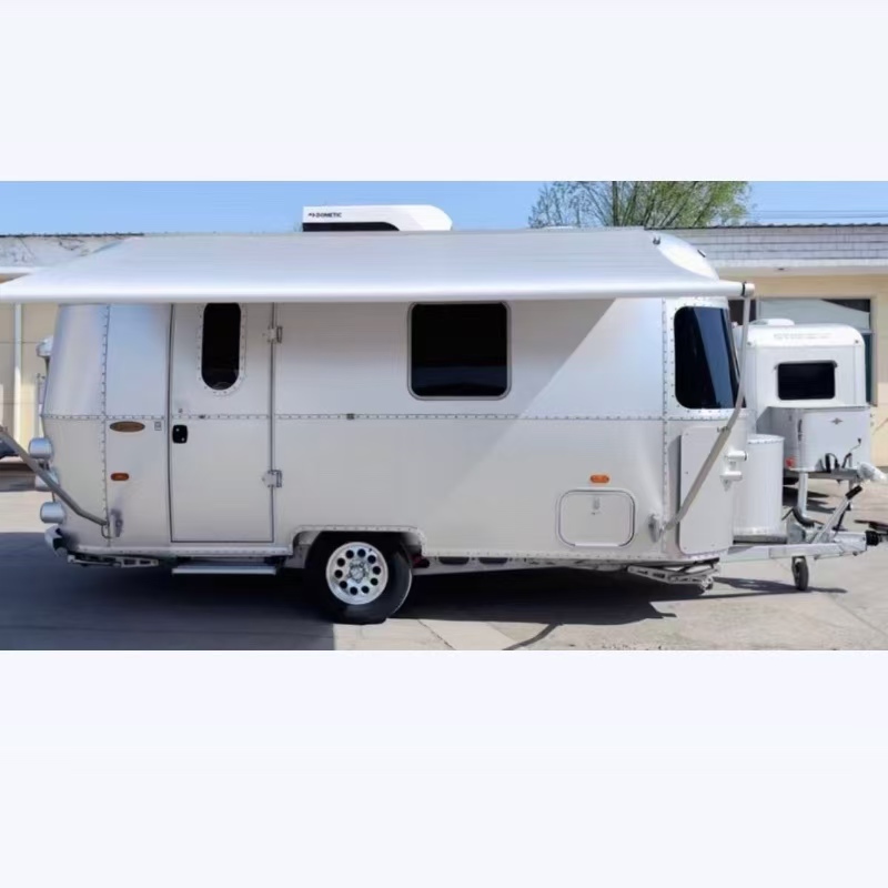 Remolque de viaje de aluminio