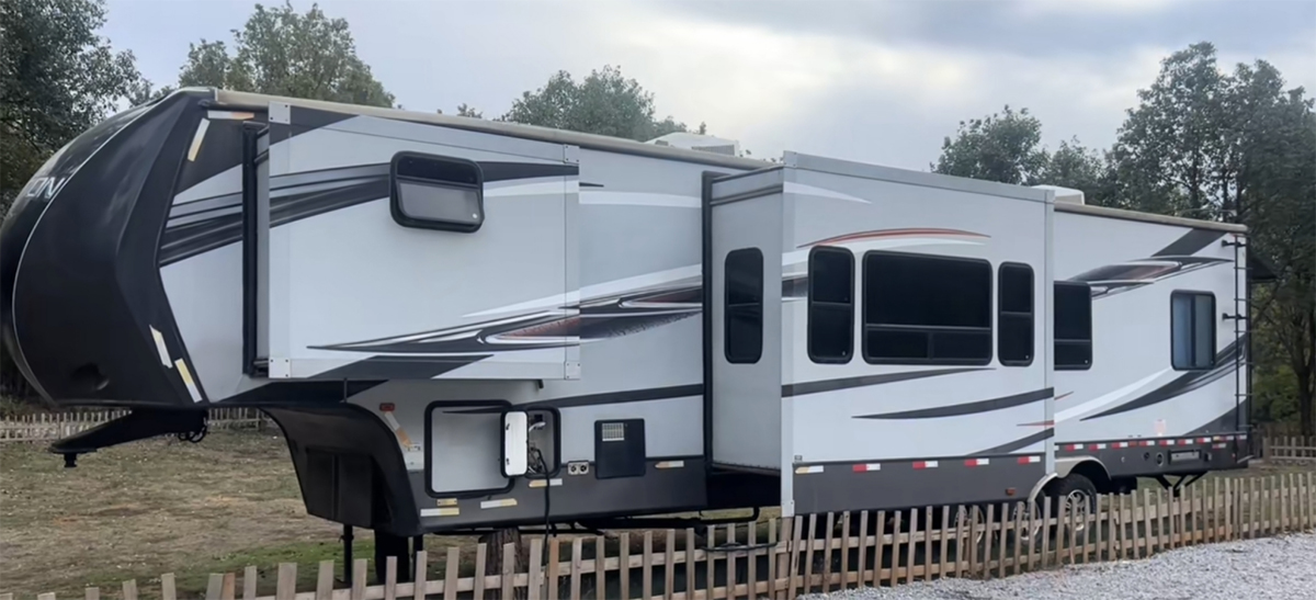 Luxury Fifth Wheel Campers