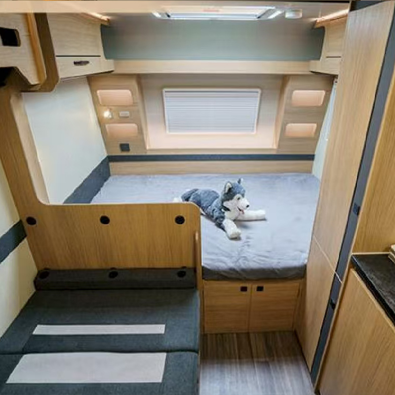 مقطورة سفر قابلة للسحب