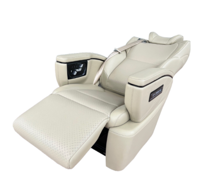 เก้าอี้ผู้บริหารตัวใหญ่และสูง