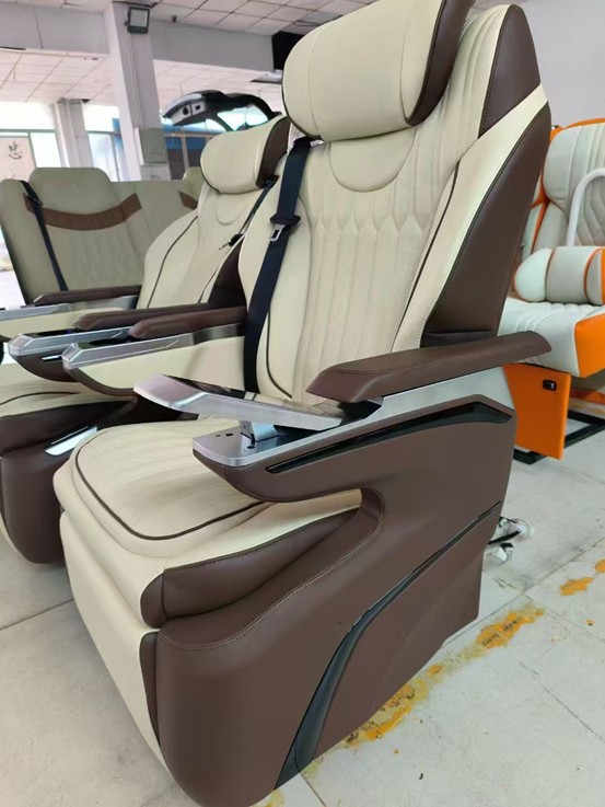 مقاعد سيارات فاخرة للسيارات متعددة الأغراض